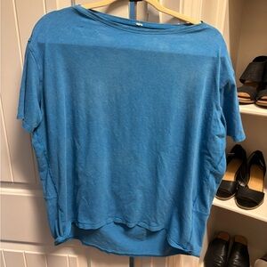 Lululemon back in action short sleeve shirt